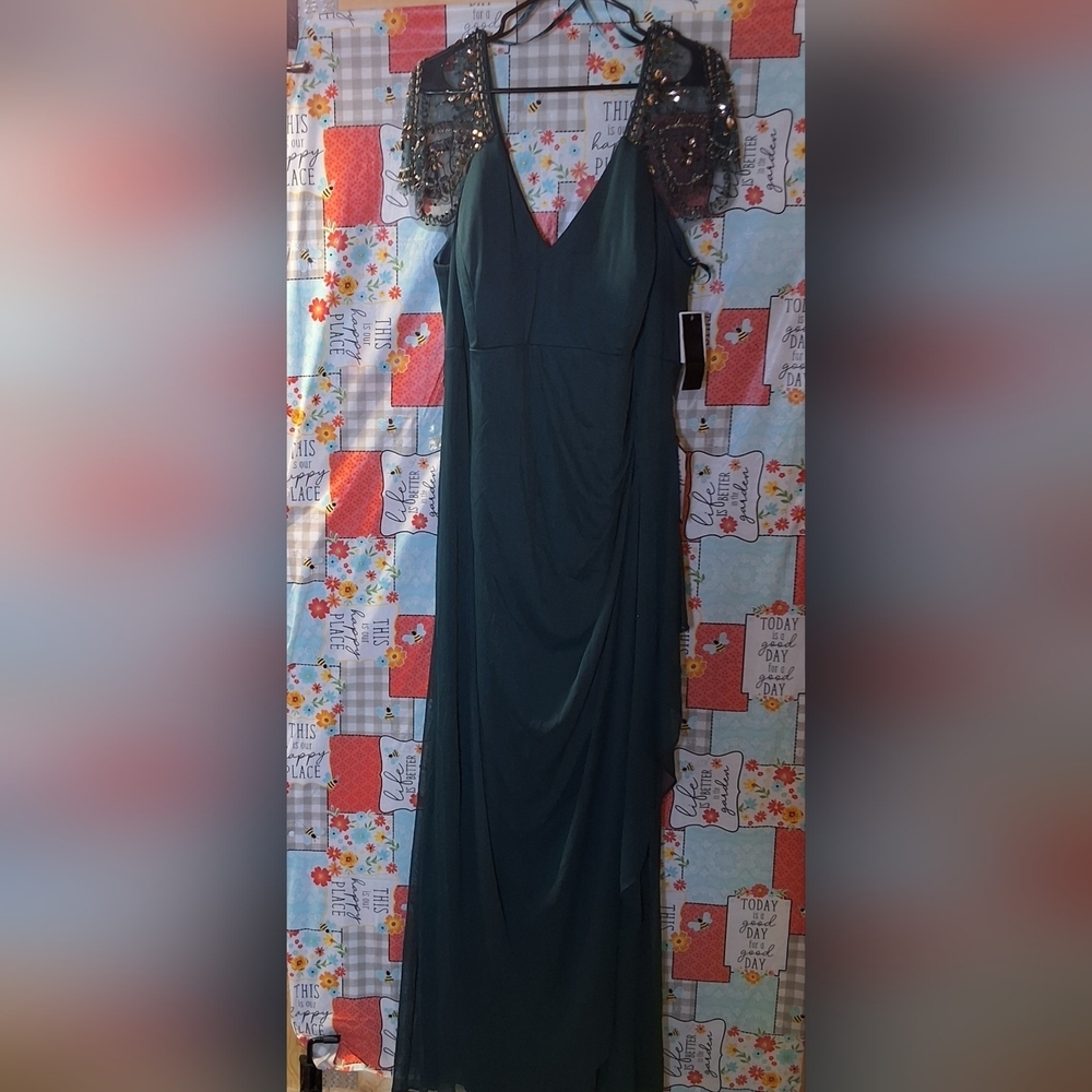 Xscape Teal Beaded SS V-Neck Formal Dress Sz 22 Plus Ruche Slimming Back Smocked - Picture 2 of 15